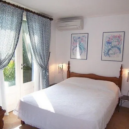 Maison 3 Avec Piscine Dans Un Cadre Calme Et Rare - Fr-1-726-66 別荘 Pardigon